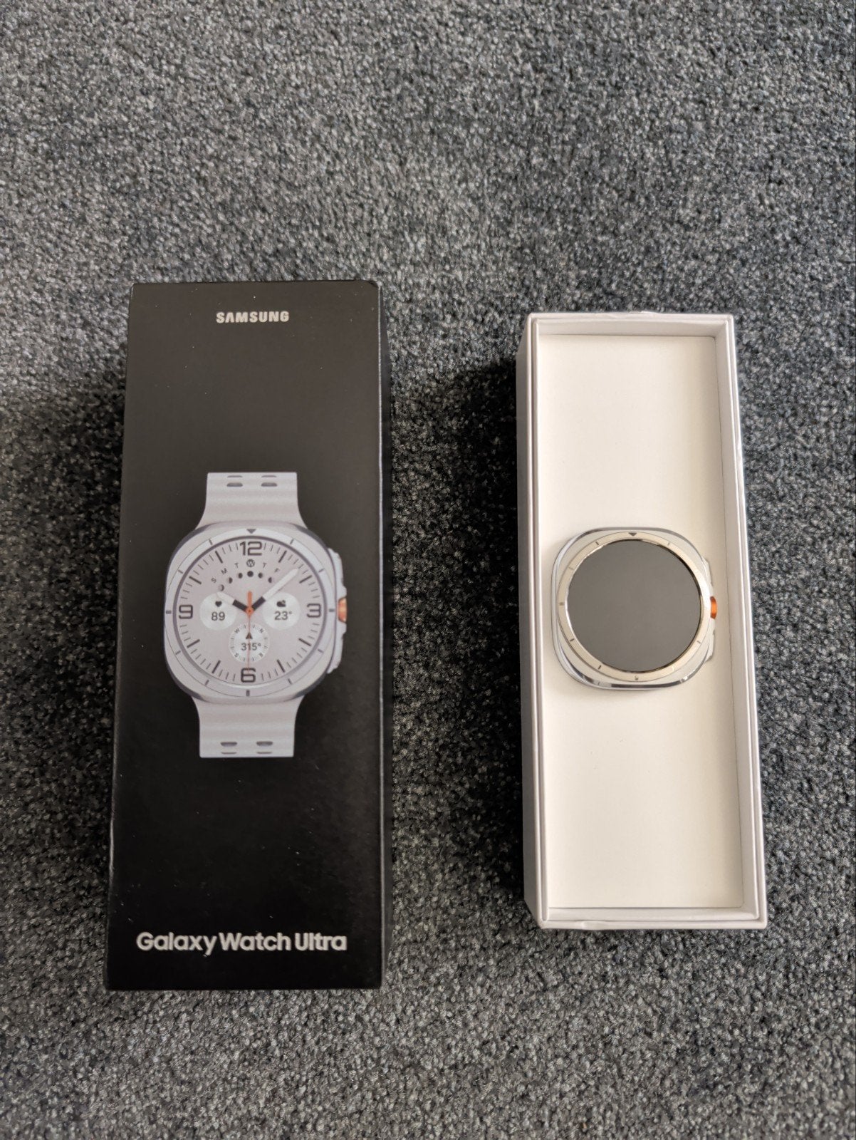 Samsung Galaxy Watch Ultra met extra bandjes, Support@samsung.com, Ophalen of Verzenden, Samsung, Waterdicht