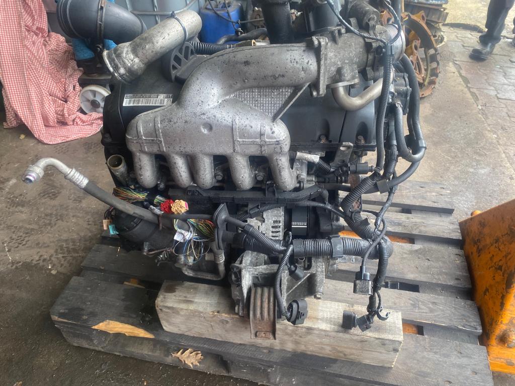 Transporter t5 motor  2.5 tdi bnz, Auto-onderdelen, Niet ingevuld, Gebruikt, Volkswagen, Niet ingevuld