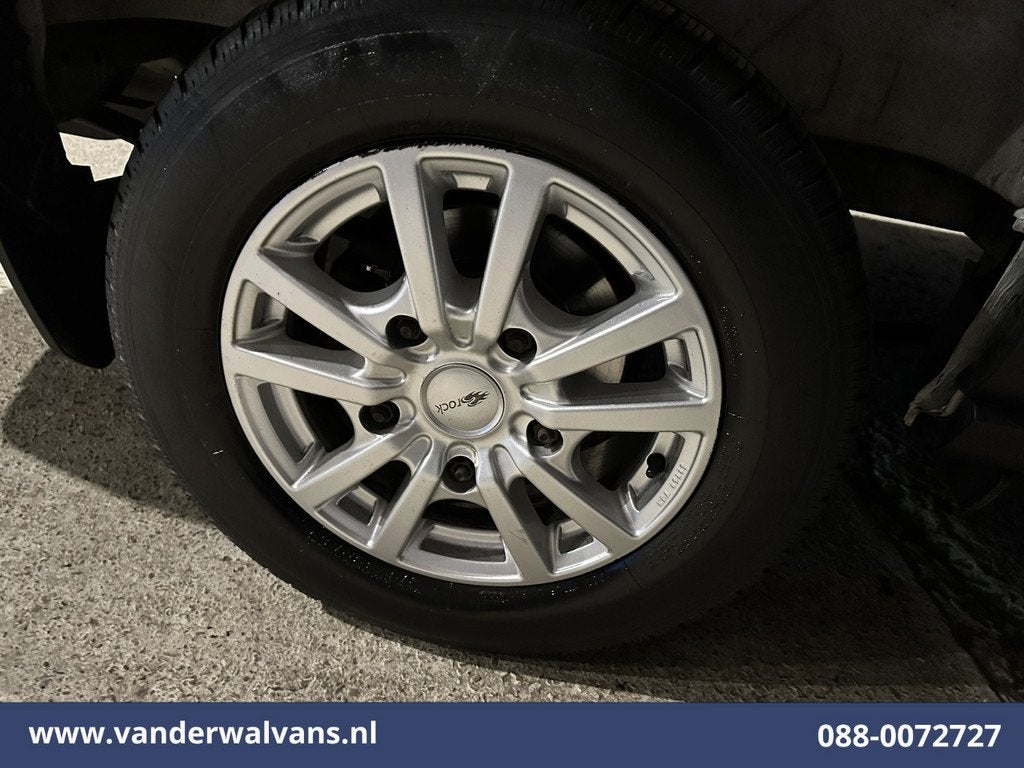 Ford Transit 2.0 TDCI L2H2 Euro6 Airco | 2450kg Trekhaak | L, Auto's, Voorwielaandrijving, 4 cilinders, 2450 kg, Wit