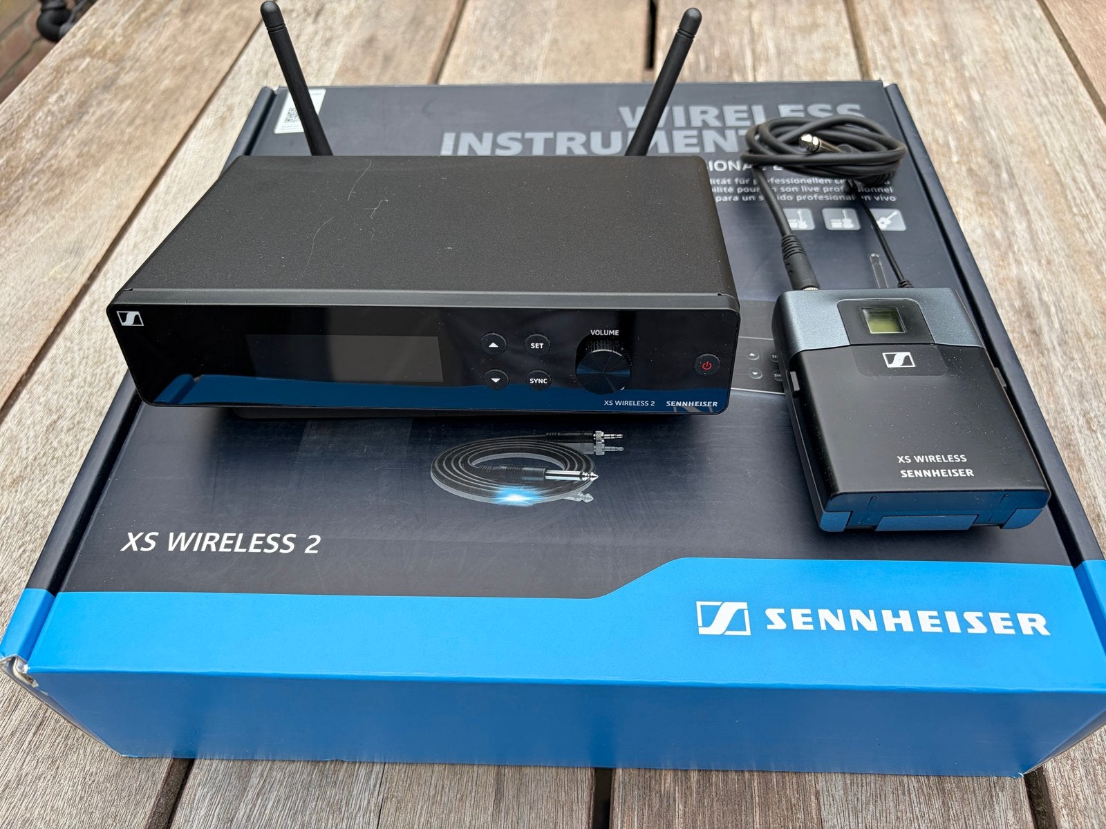 Sennheiser XS Wireless 2 Instrument Set - Draadloos, Ophalen of Verzenden, Zo goed als nieuw, Instrumentmicrofoon, Draadloos