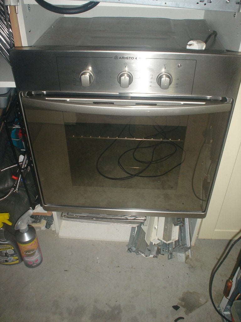Oven Merk Arriston inbouw nieuw rubber 120 euro, Witgoed en Apparatuur, Ovens, Ophalen, Minder dan 45 cm, Overige merken, Hete lucht