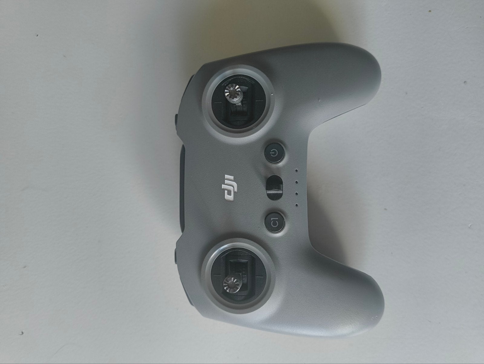 DJI Remote Controller 3, Audio, Tv en Foto, 250 tot 900 gram, Cameradrone, Ophalen of Verzenden, Zo goed als nieuw