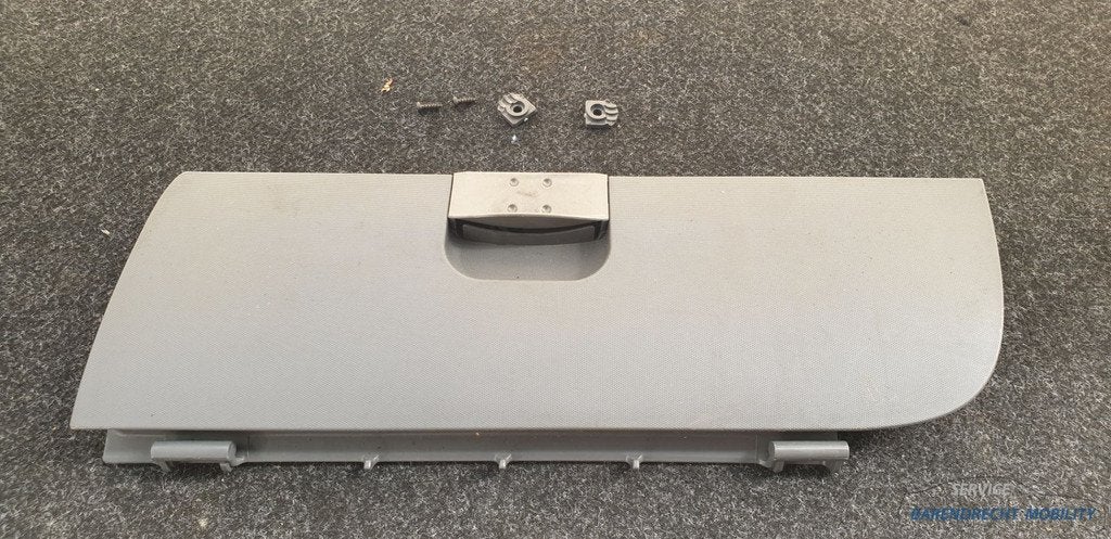 Klepje dasboard C1 107 Aygo dashboardkastje origineel gebrui, Info@toyota.co.jp, Gebruikt, Citroën, Toyota Motor Corporation