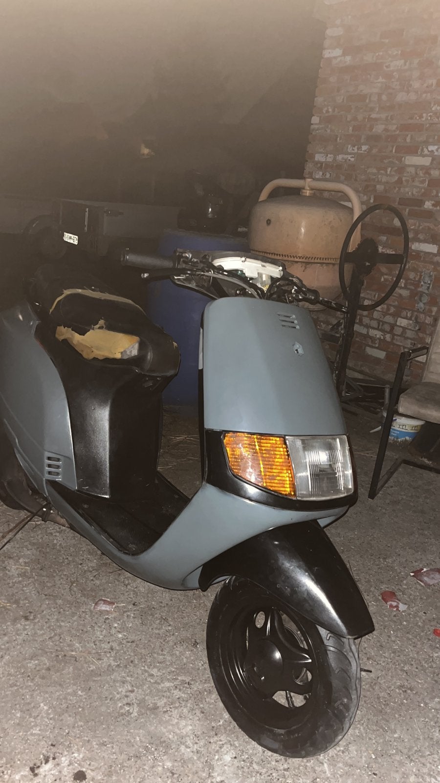Sfera 125cc zonder 123 /// ophalen in belgie 2400 MOL, Ophalen, Zo goed als nieuw, Tweetakt, Overige modellen