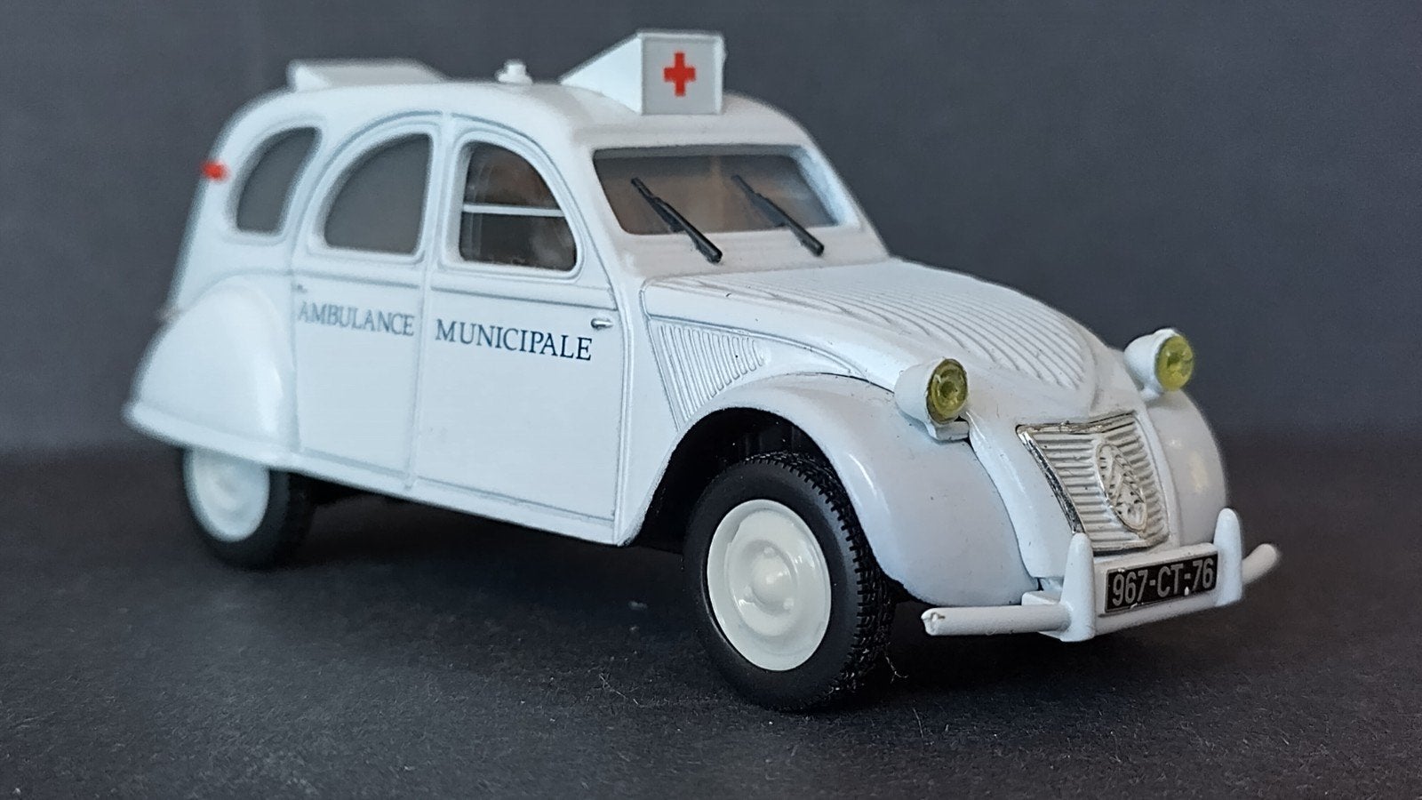 Citroen 2cv Ambulance 1:43 Norev Pol, Auto, ., Norev, Ophalen of Verzenden