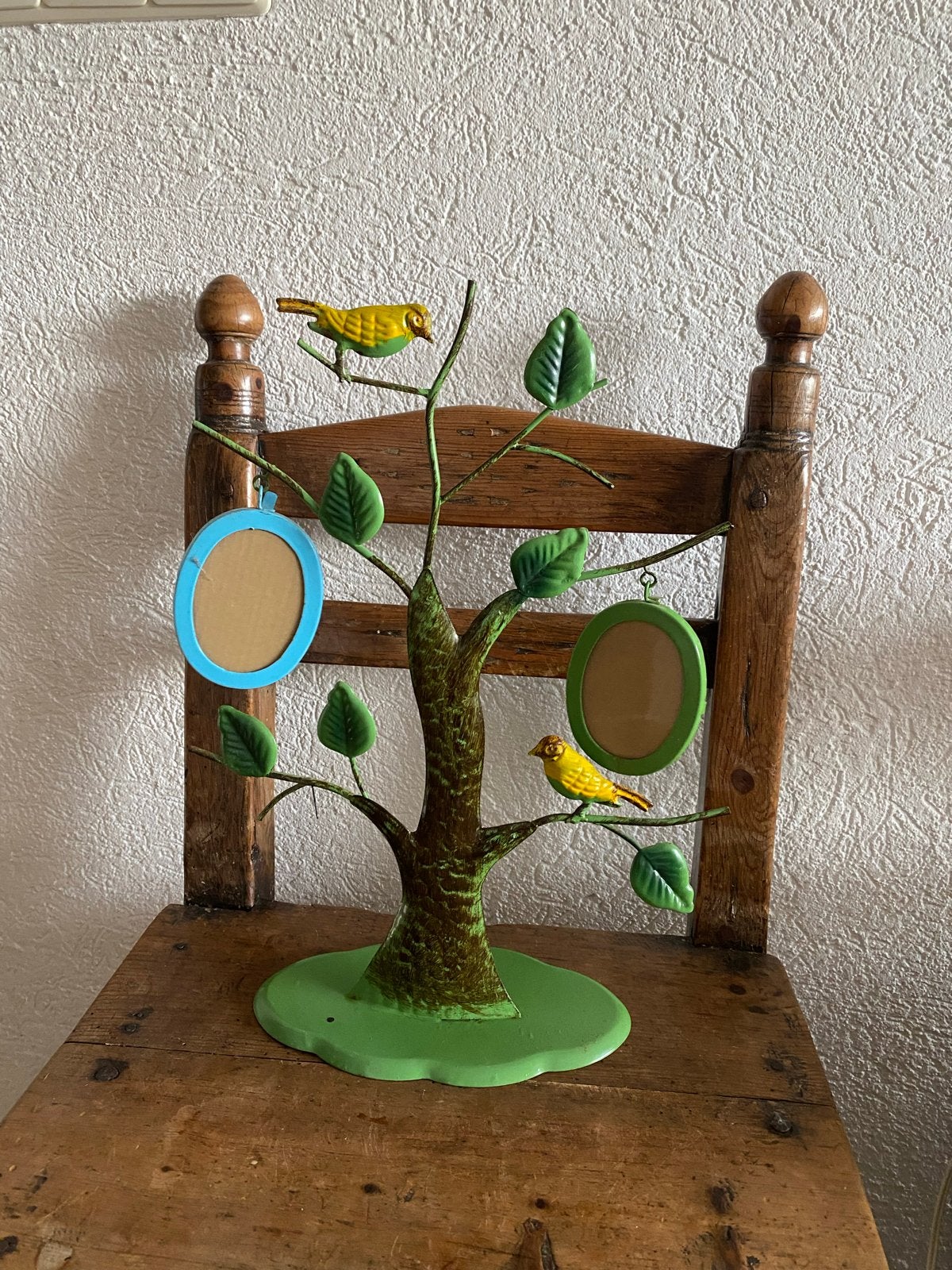 Metalen boom met vogeltjes en fotolijstjes, Ophalen of Verzenden, Gebruikt, Groen, Metaal