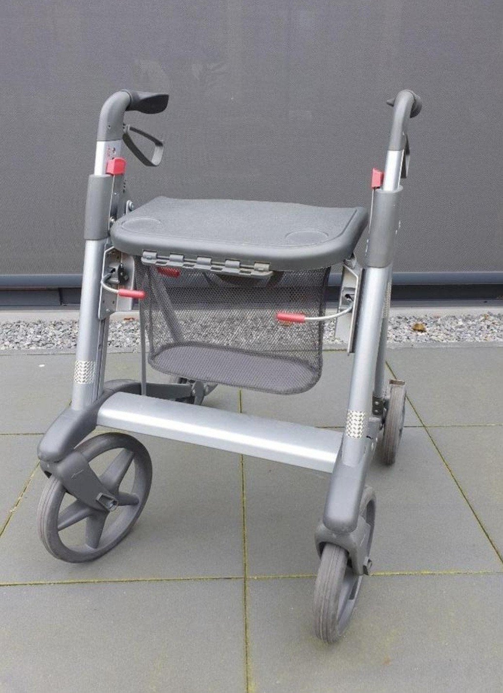 stevige ANWB ACTIVE rollator,
Opvouwbaar,, Diversen, Rollators, Ophalen of Verzenden, Opvouwbaar