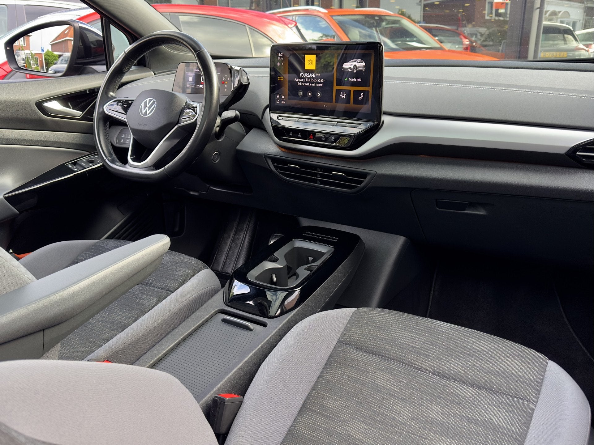 Volkswagen ID.5 Pro 77 kWh PANORAMADAK NAVI AIRCO APPLE-CARP, Automaat, Dealer onderhouden, Achterwielaandrijving, 530 km