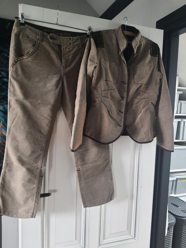 Mantelpak maat 42 van mexx, Kleding | Dames, Ophalen, Beige, Maat 42/44 (L), Zo goed als nieuw