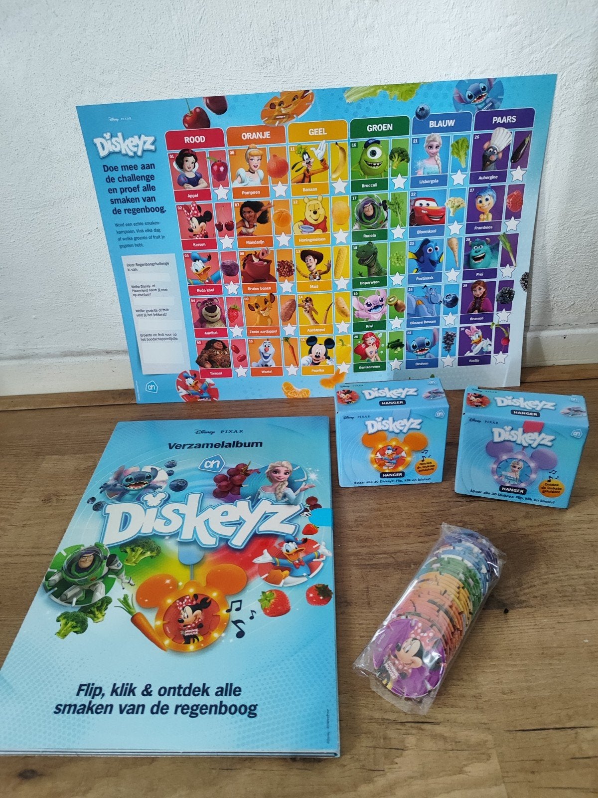 ✨ Diskeyz compleet setje: alle 30 Diskeyz hanger boek poster, Ophalen of Verzenden, Losse flippo's, Met verzamelmap(pen)