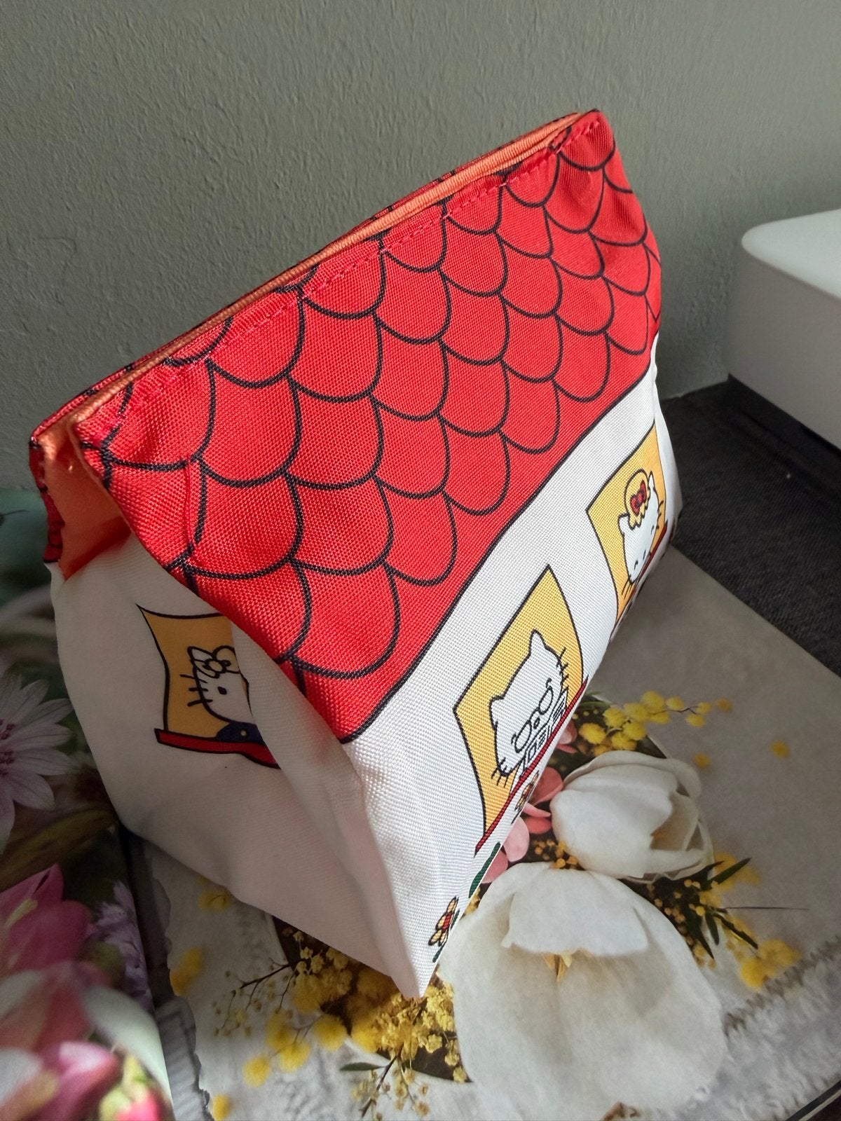 Uniek Hello Kitty Huisje Tasje - Pinkoi x Hello Kitty 50e Ve, Ophalen of Verzenden