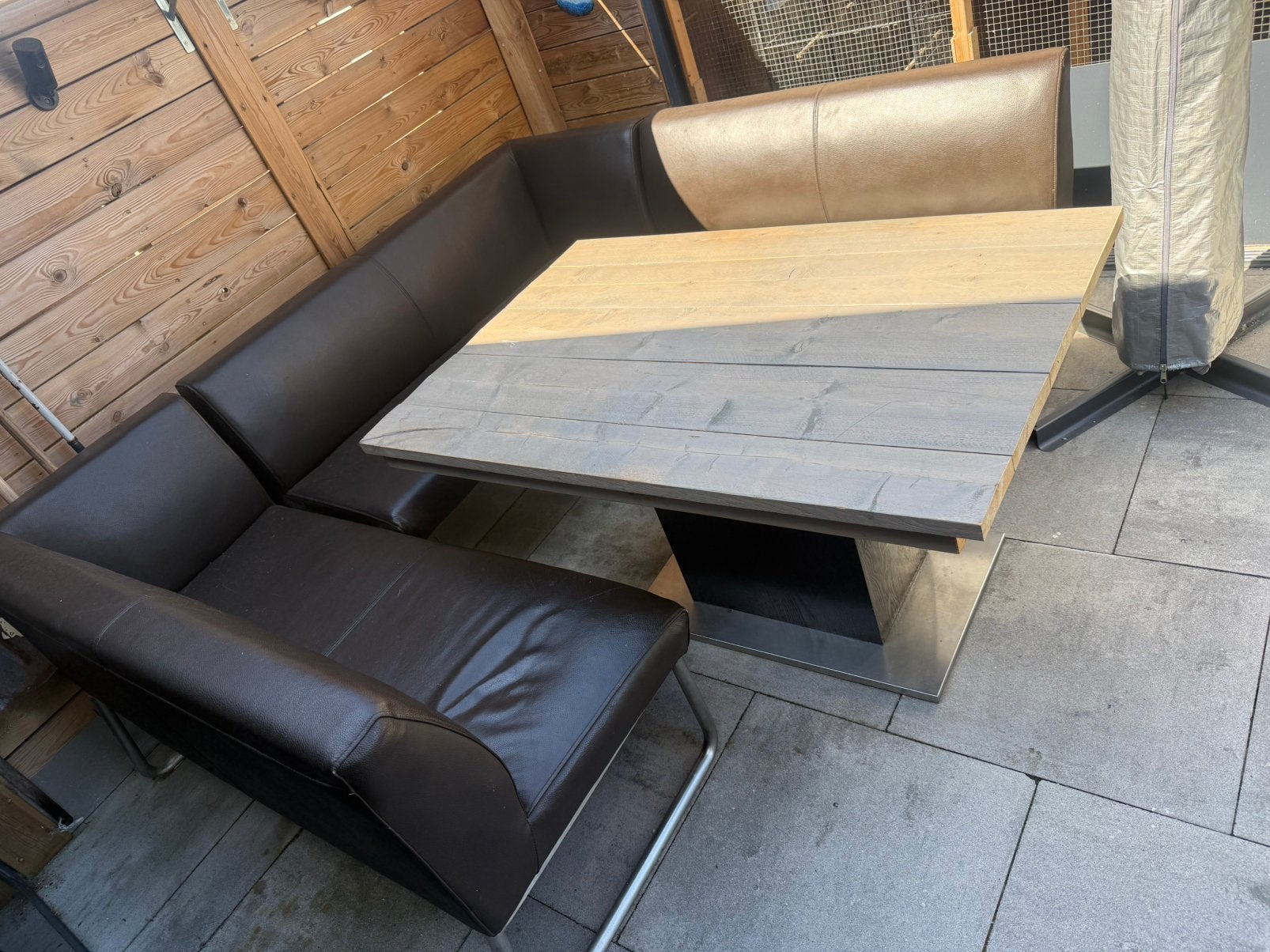 Leuke hoek voor bv onder overkapping, Ophalen, Gebruikt, Hout, 8 zitplaatsen
