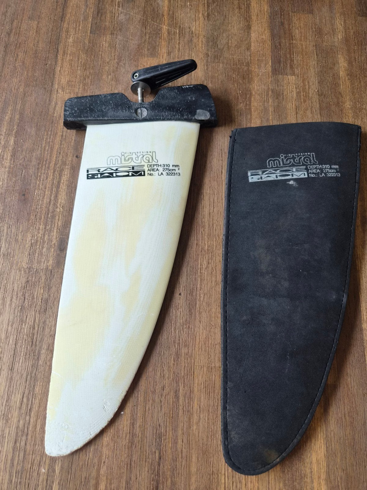 Mistral Race Slalom Vin 310 mm met hoes, Mistral, Vin, Ophalen of Verzenden, Gebruikt