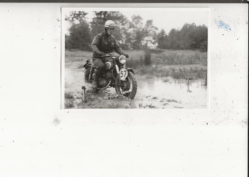 Motorraces Ton Witberg op nr 57 Foto Nortier, Ophalen of Verzenden, 1940 tot 1960, Ongelopen, Zuid-Holland