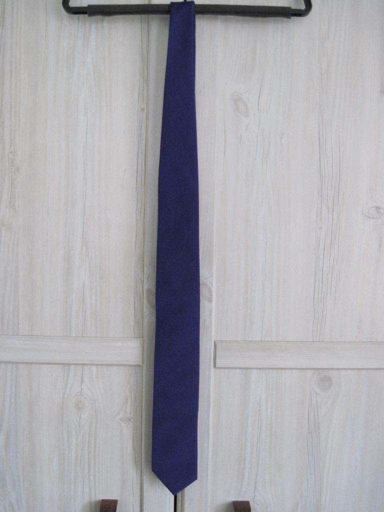 Stropdas (Nieuw), Ophalen of Verzenden, Nieuw, Paars, Effen
