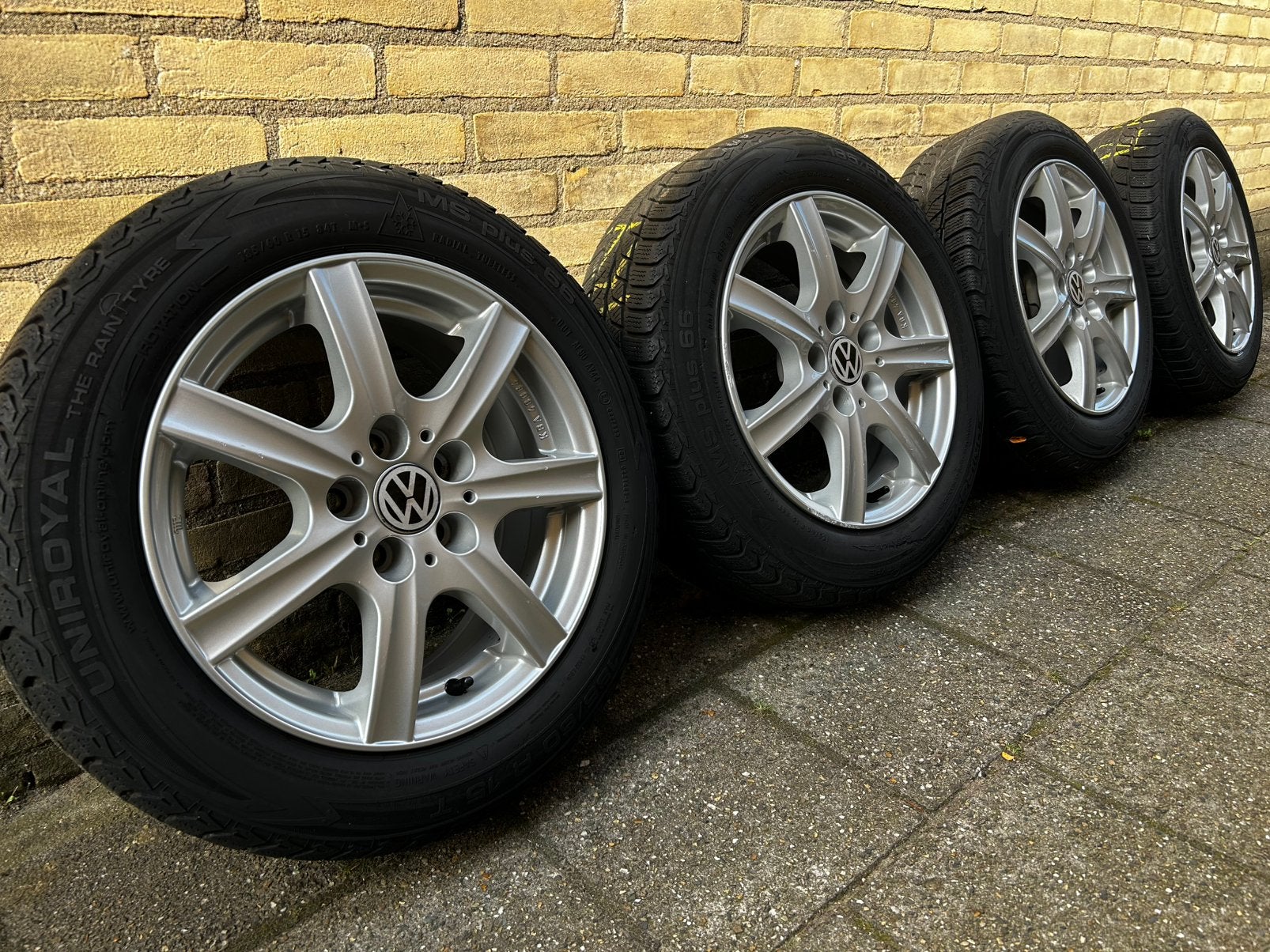 Winterset VW Polo Fox Seat Ibiza Skoda Fabia Octavia Audi A1, Ophalen, Gebruikt, 15 inch, Banden en Velgen