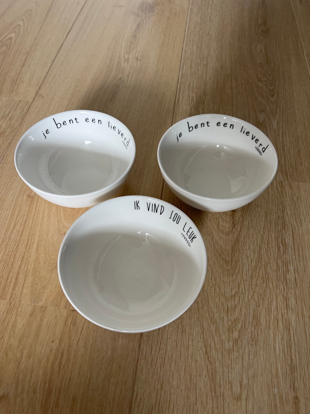Set van 3 schaaltjes Zusss, Porselein of Keramiek, Schaal, Rond, Ophalen of Verzenden