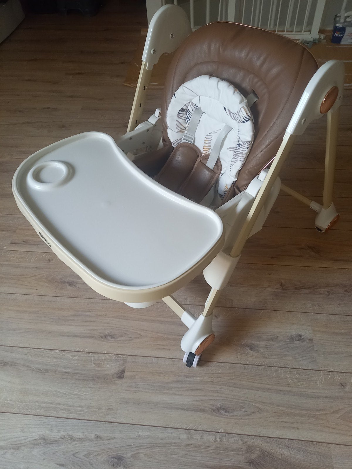 Kinderstoel met wielen. - Zo goed als nieuw, Ophalen of Verzenden