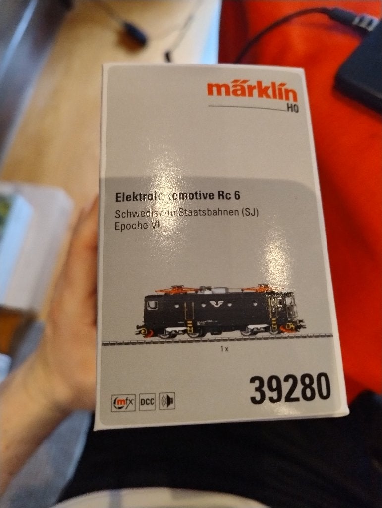 Complete Zweedse SJ trein – Märklin H0 (39280 + 43788), Hobby en Vrije tijd, Modeltreinen | H0, Nieuw, Locomotief, Wisselstroom