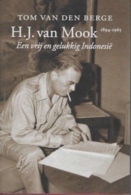 Tom v d Berge: H J van Mook 1894-1965 (landvoogd Indië), Ophalen of Verzenden, Zo goed als nieuw