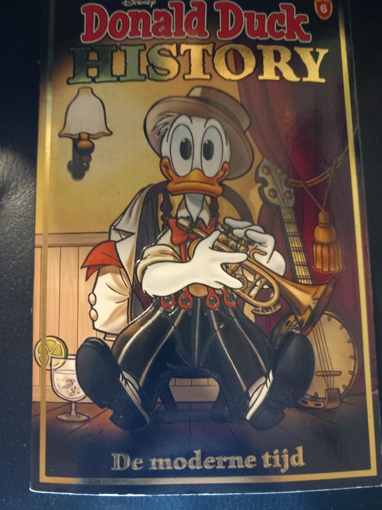Donald Duck History - De Moderne Tijd, Boeken, Eén stripboek, Ophalen, Zo goed als nieuw, Walt Disney