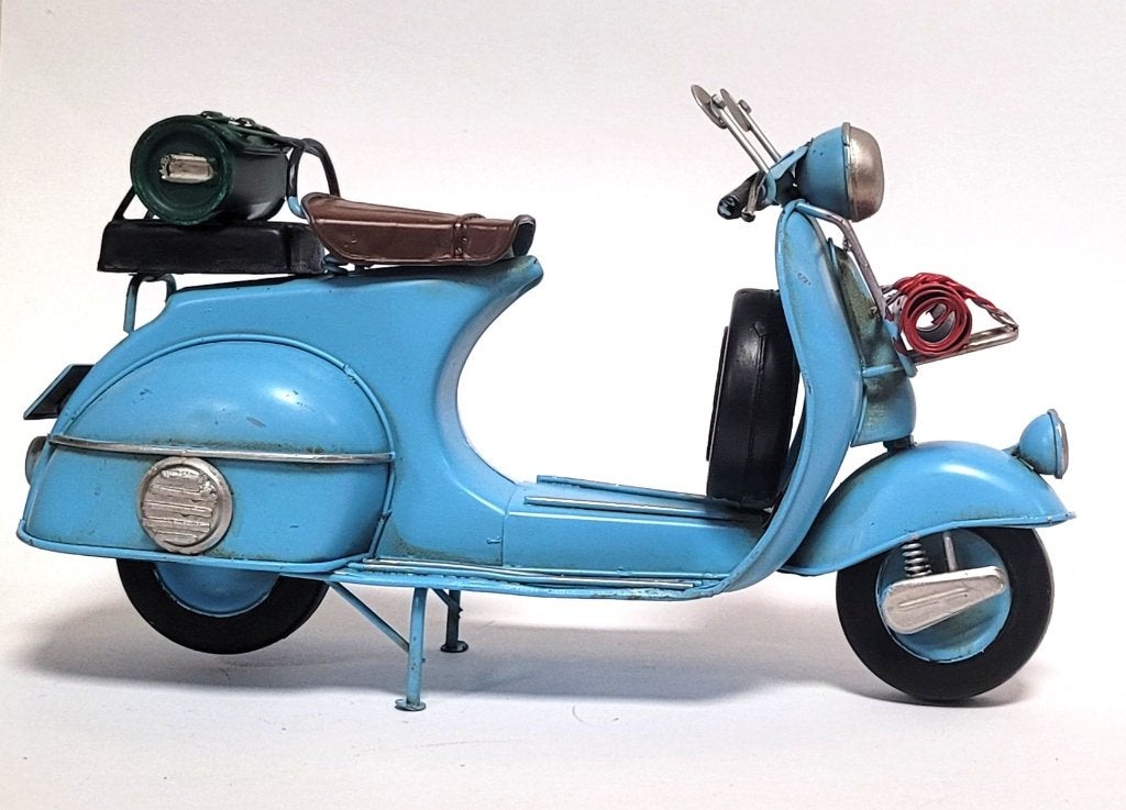 Retro Scooter groot blauw metalen miniatuur model decoratie, Verzamelen, Ophalen of Verzenden, Nieuw, Mens