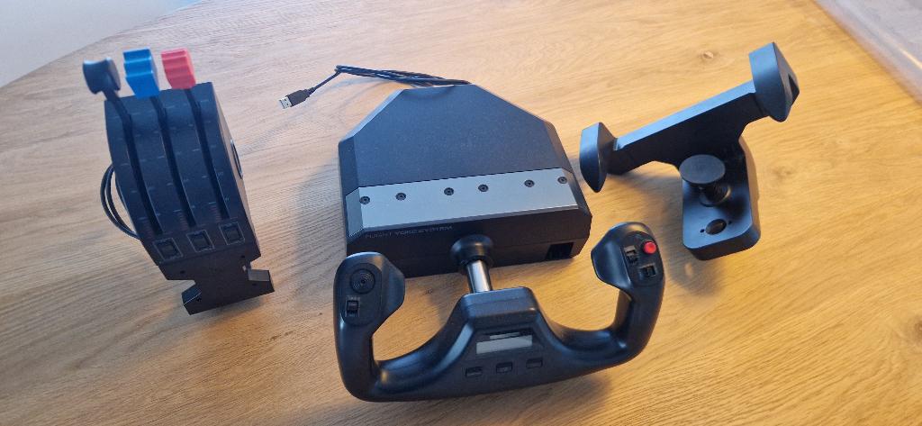 Logitech Flight Yoke System, Computers en Software, Joysticks, Ophalen, Zo goed als nieuw