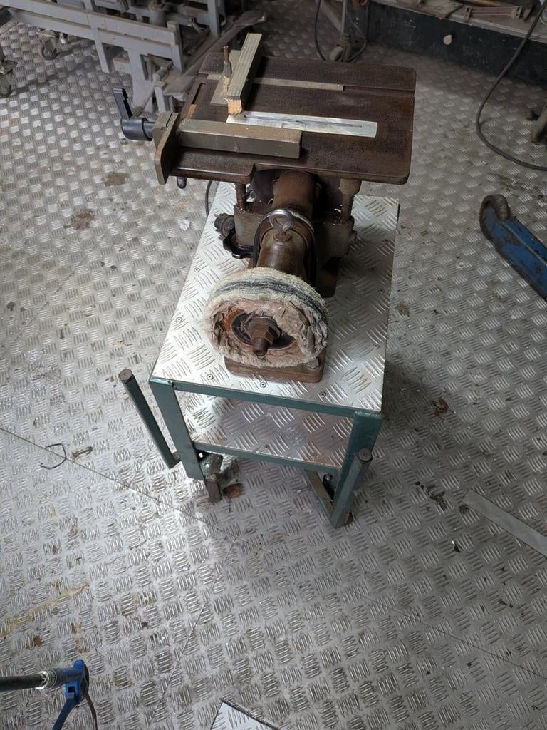 Compacte zaagmachine voor aluminium en hout, verstelbaar, Ophalen, Gebruikt, Cirkelzaag