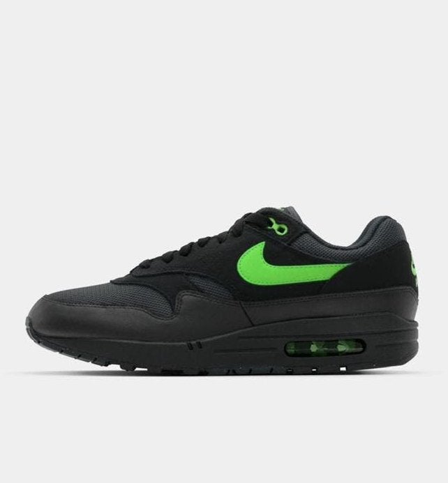 Nike Air Max 1 ESS 'Black Green Strike' - maat 42, Product.Safety.ENEA@nike.com, Zwart, Nike, Nieuw