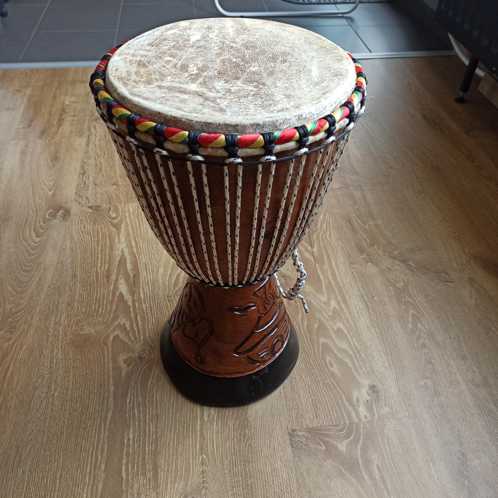 Medium Djembé (50 cm), Muziek en Instrumenten, Percussie, Ophalen of Verzenden, Gebruikt, Trommel