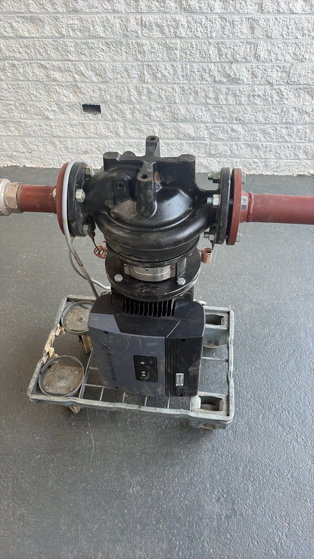 Grundfos tpe d serie 2000 type mge112mc2-ff215-g3, Ophalen, 30 tot 80 cm, Gebruikt, Overige typen