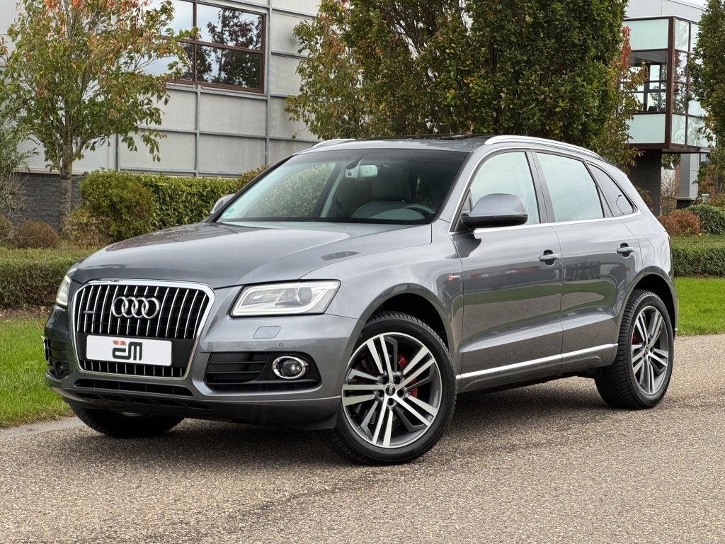 Audi Q5 3.0 TFSI Quattro Pano Cam Trekhaak NAP, Auto's, Automaat, Euro 5, Gebruikt, Panoramadak