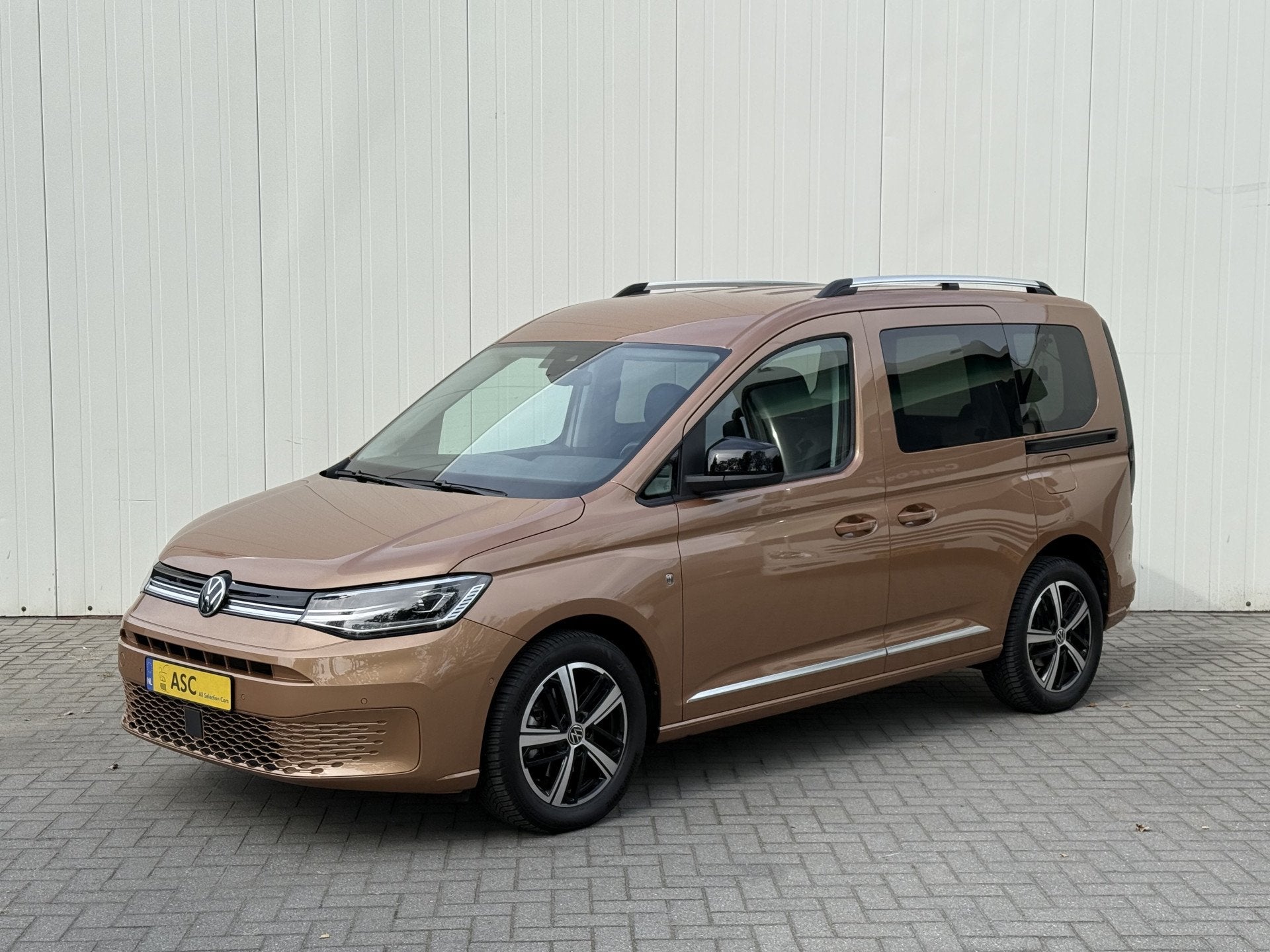 Volkswagen Caddy 1.5 TSI Rolstoelauto - Style Highline - Aut, Auto's, Dealer onderhouden, 116 pk, Bedrijf, Autotrust