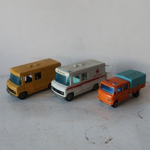 Mercedes Benz vrachtwagen bus SIKU Majorette SET PRIJS, Ophalen of Verzenden, Gebruikt, Bus of Vrachtwagen, SIKU
