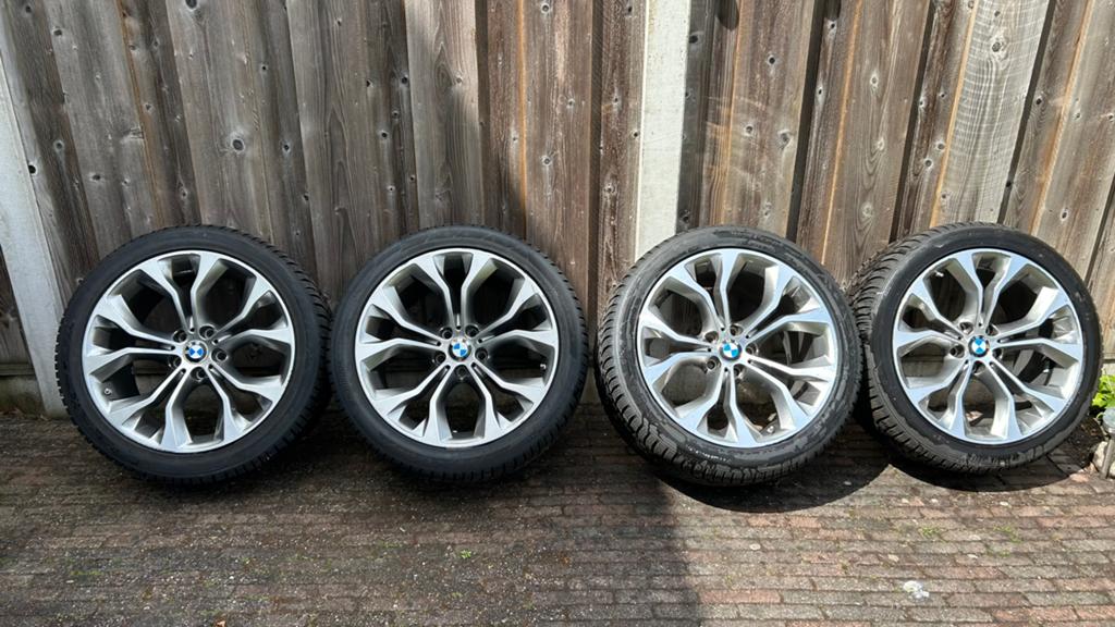 BMW 451 style velgen F15/F16 + nieuwe Hankook winterbanden, Auto-onderdelen, Banden en Velgen, Ophalen, Gebruikt, Velg(en), Winterbanden