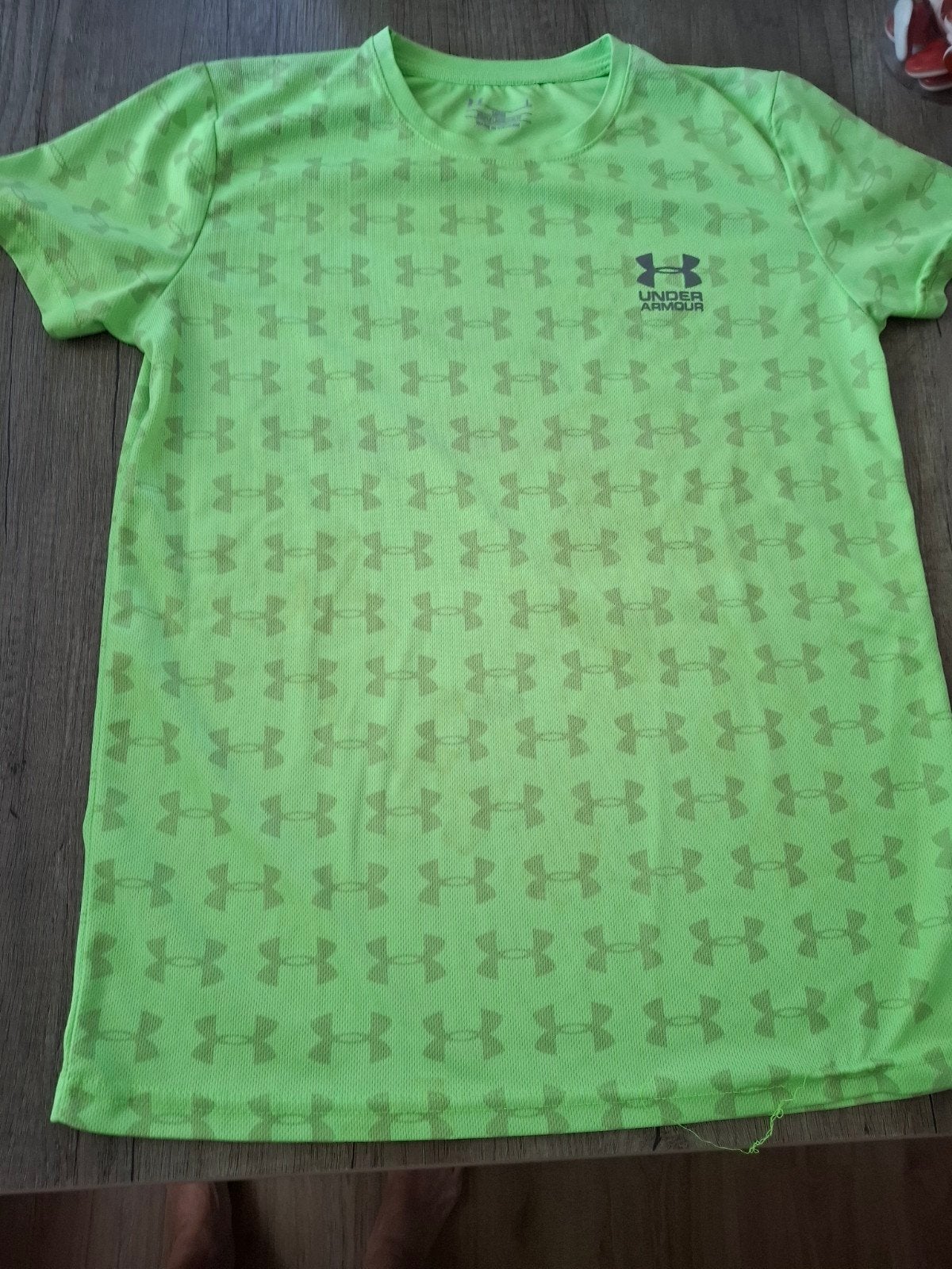 Under Armour Sportshirt Maat M/ L - Zo goed als nieuw, Ophalen of Verzenden, Zo goed als nieuw, Grijs