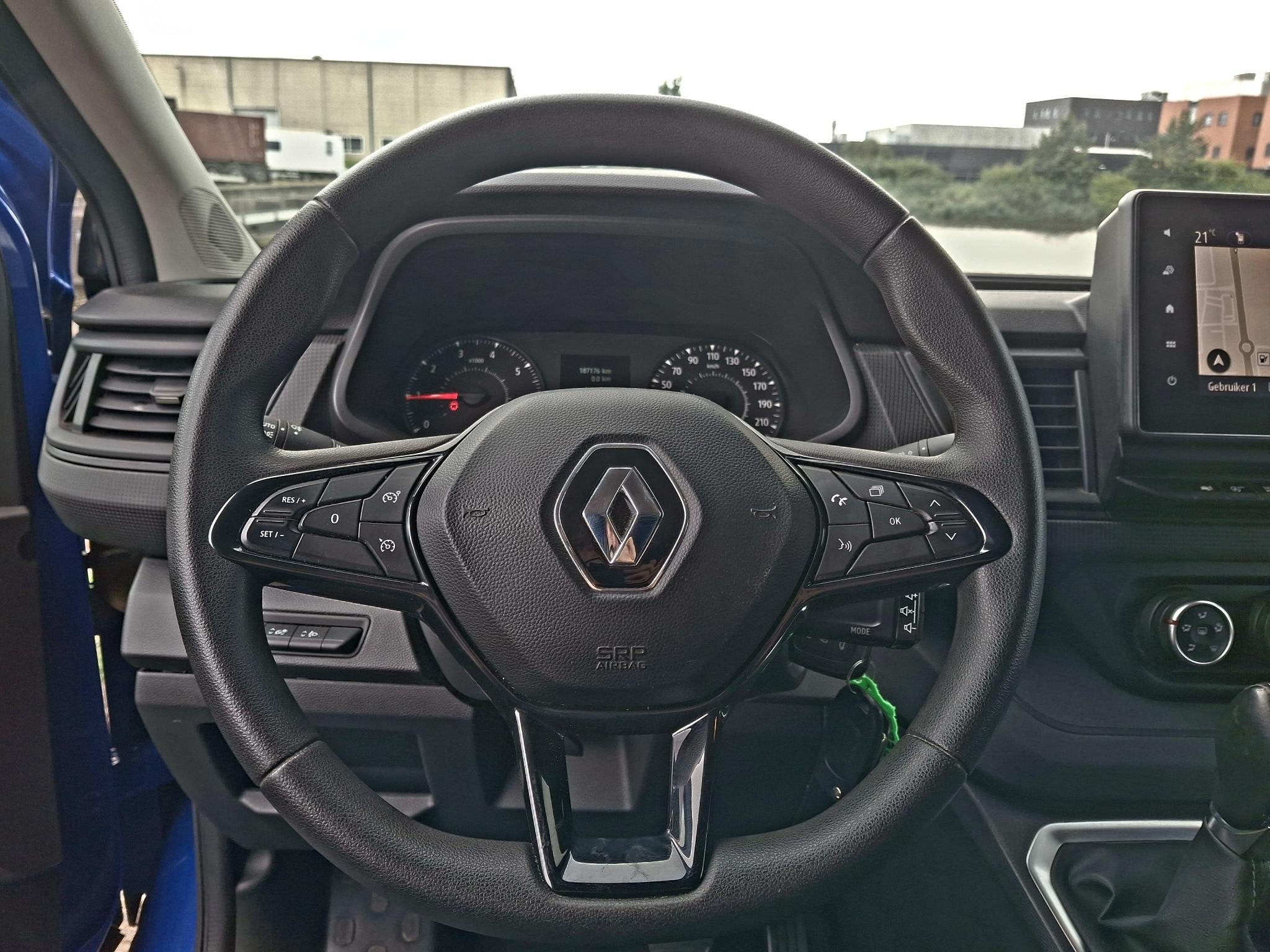 Renault Trafic 2.0 dCi 150PK | CARPLAY | 2x SCHUIFD. | LAADR, Euro 6, 4 cilinders, 150 pk, Diesel