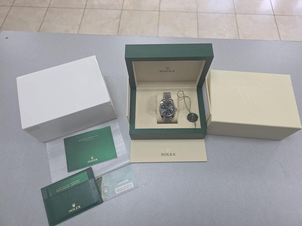 Rolex Datejust 126334 Mint Green Full set met aankoopsbewijs, Sieraden, Tassen en Uiterlijk, Overige Accessoires, Zo goed als nieuw