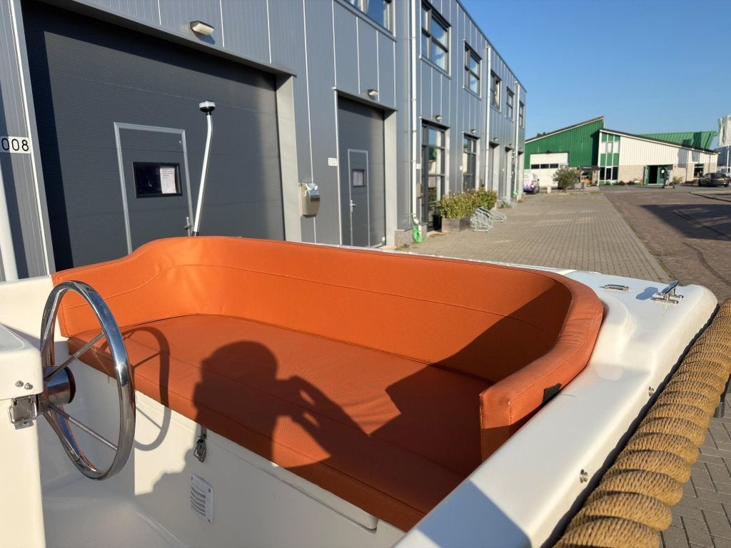 Nette Liberty 555 Tender Sloep 2018 incl. Honda 20PK 4-takt, Tender, Gebruikt, Antifouling, Wfwatersport@botenverhuurhoorn.nl