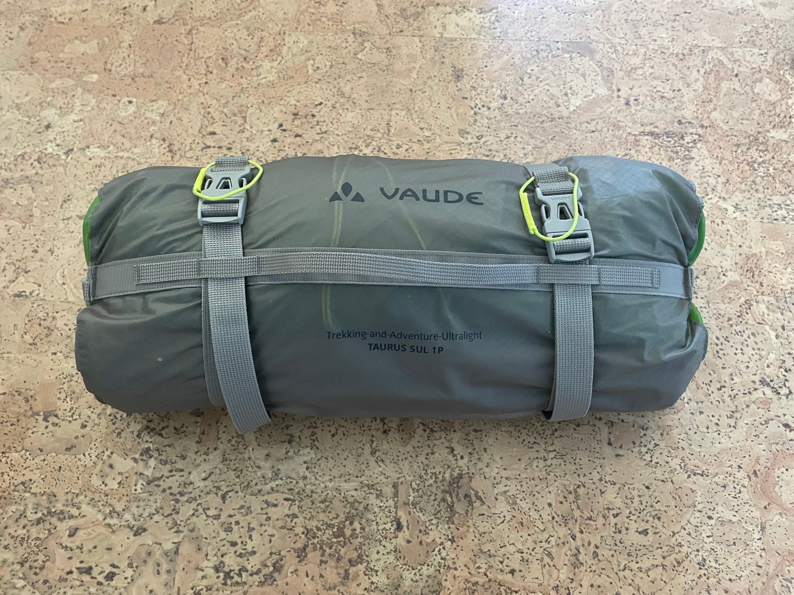 Vaude Taurus SUL 1P Ultralichte Bikepack Tent, Ophalen of Verzenden, Zo goed als nieuw, Tot en met 2