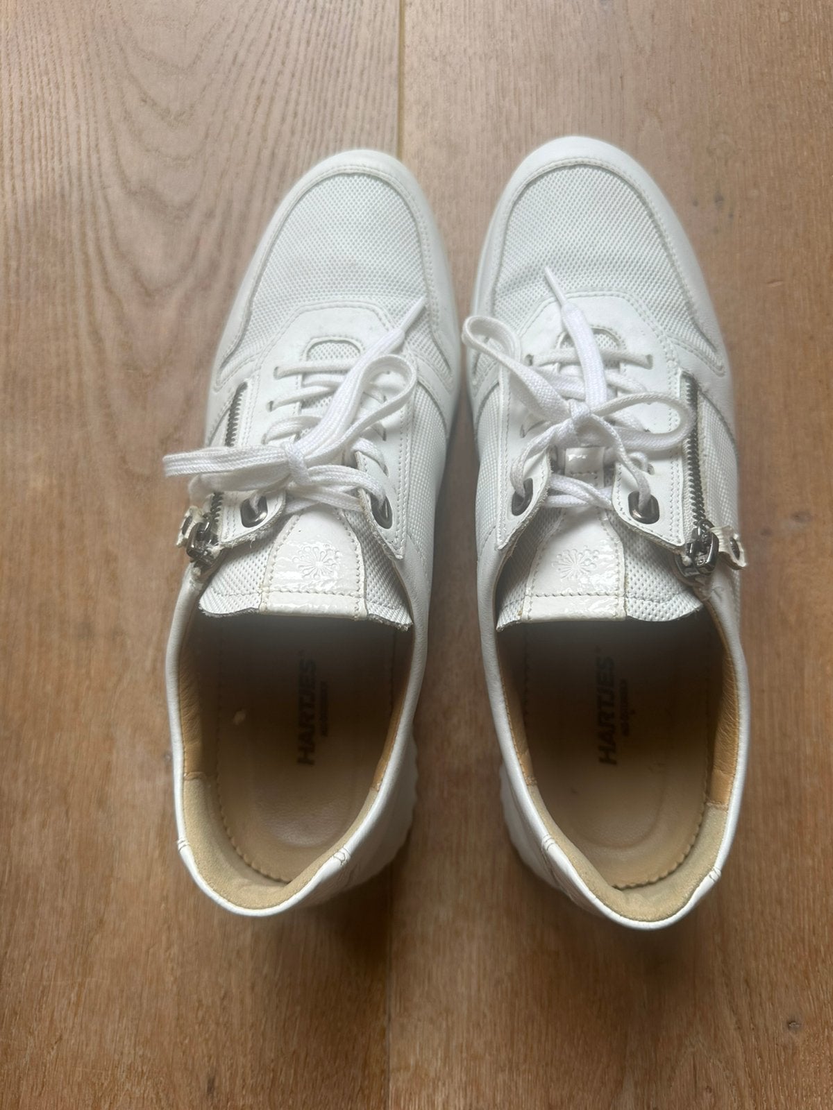 Hartjes, dames sneakers, wit, mt.42 G (8) rits en veter, Wit, Ophalen of Verzenden, Sneakers of Gympen, Zo goed als nieuw