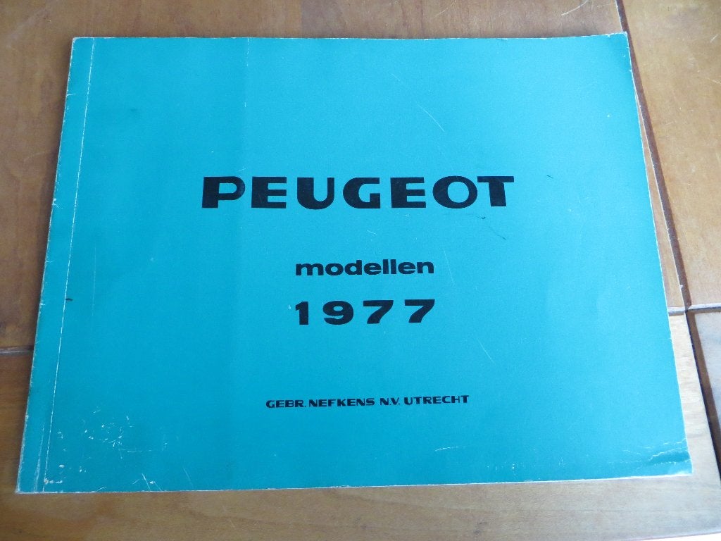 Boek Peugeot modellen 1977 Peugeot 104 304 504 604 J7, Ophalen of Verzenden, Zo goed als nieuw, Peugeot, Nefkens