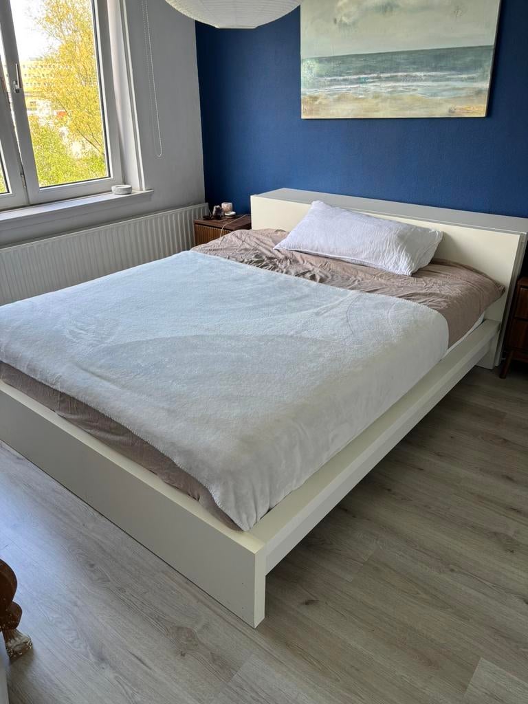 Ikea Malm 160 met witte kastjes ZSM WEG, Ophalen, Gebruikt, Tweepersoons