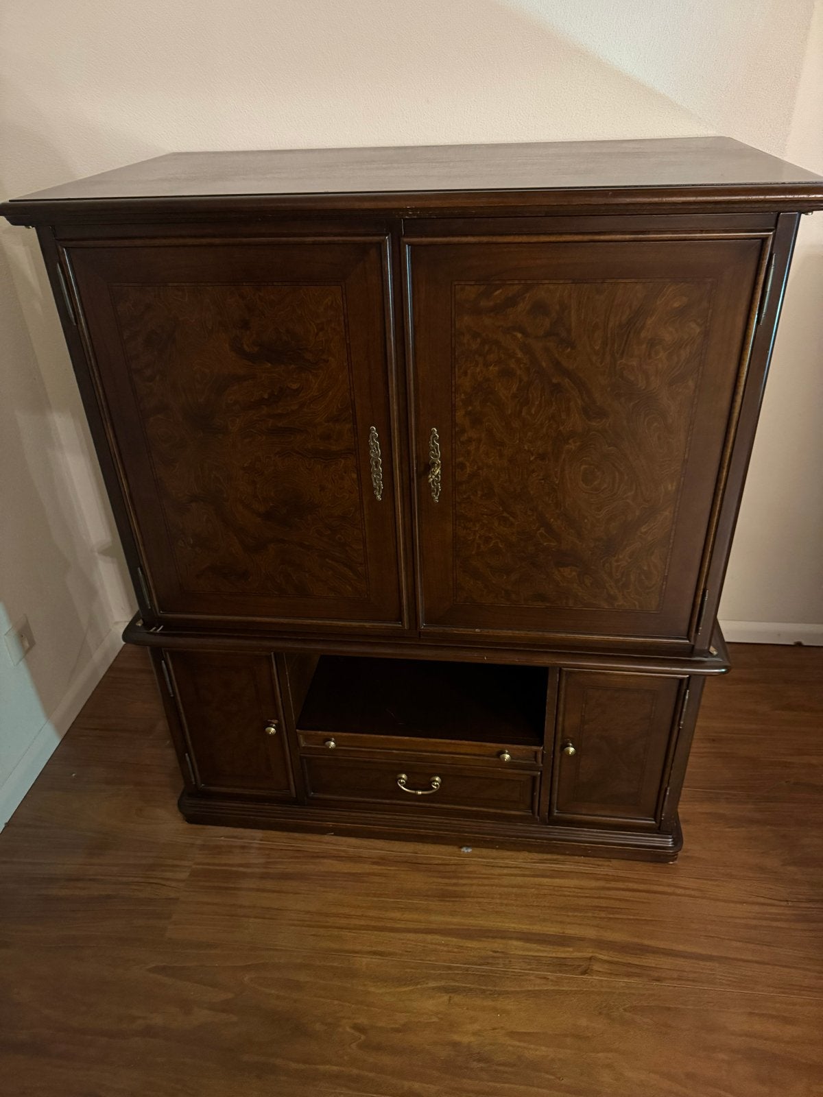 Klassiek houten tv-meubel / tv-kast, Huis en Inrichting, Ophalen, Gebruikt, 100 tot 150 cm, Overige houtsoorten