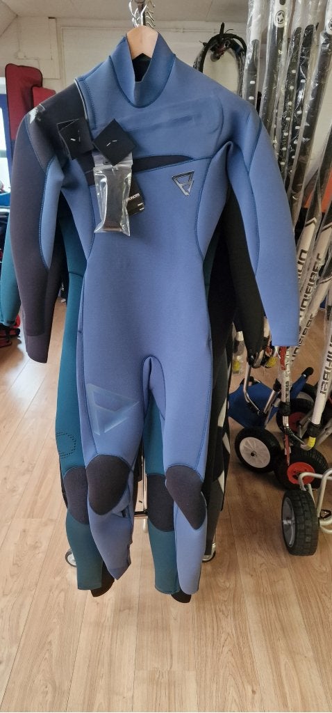 brunotti 3/2 frontzip xs nú 119,-, Watersport en Boten, Windsurfen, Niet ingevuld, Niet ingevuld, Niet ingevuld