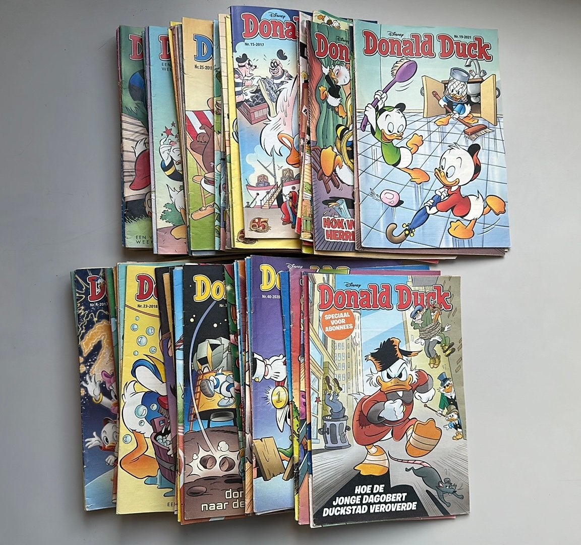 Donald Duck 96 strips uit jaargang 2015 t/m 2025., Boeken, Meerdere comics, Ophalen of Verzenden, Gelezen, Europa