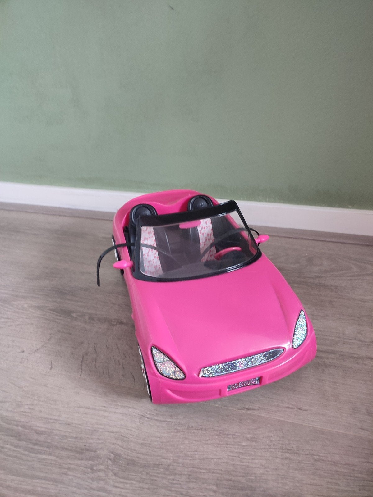 Barbie auto roze, Ophalen of Verzenden, Gebruikt