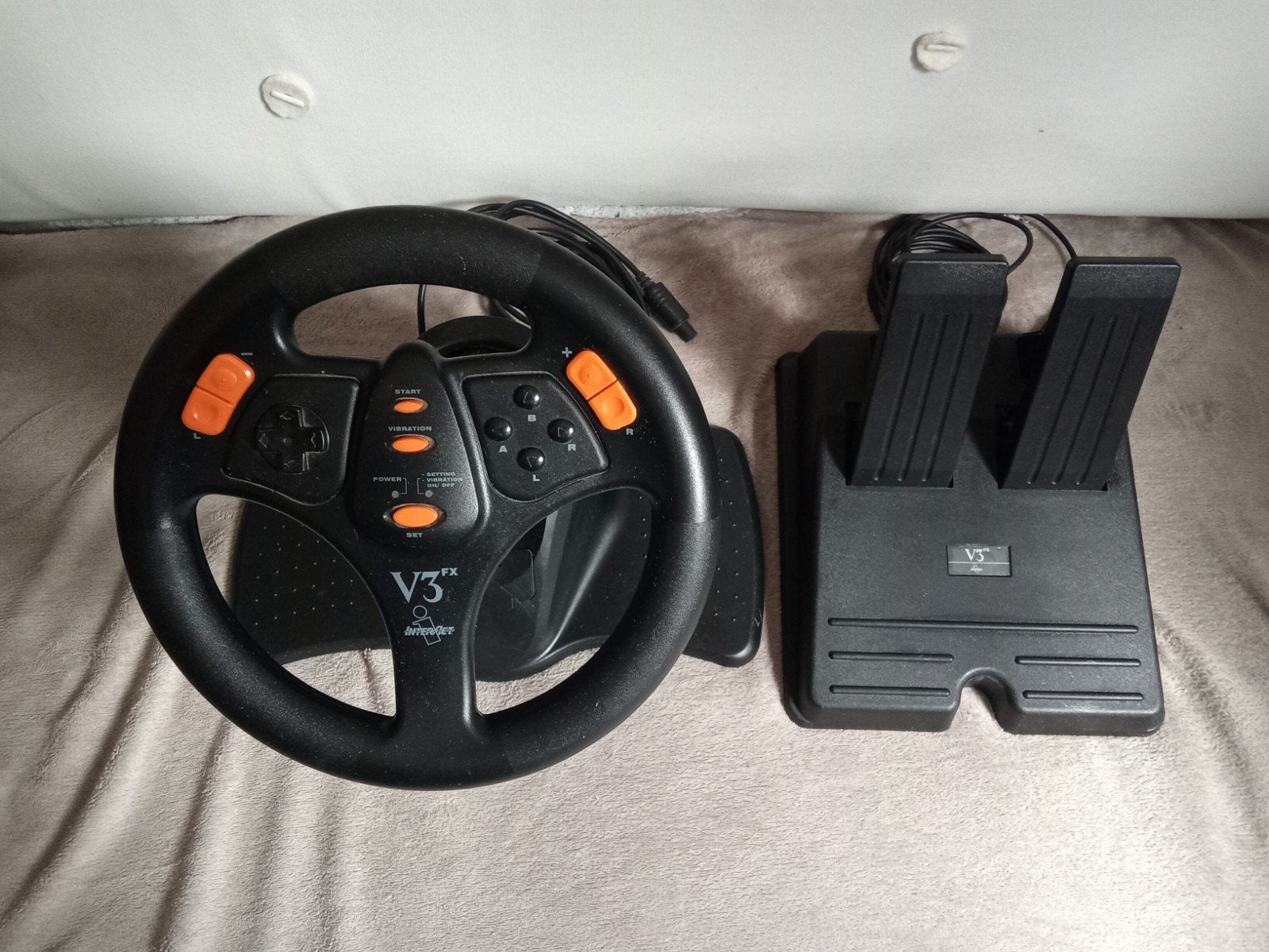 Dreamcast racestuur V3fx., Spelcomputers en Games, Ophalen, Gebruikt, Zonder controller, Saturn of Dreamcast
