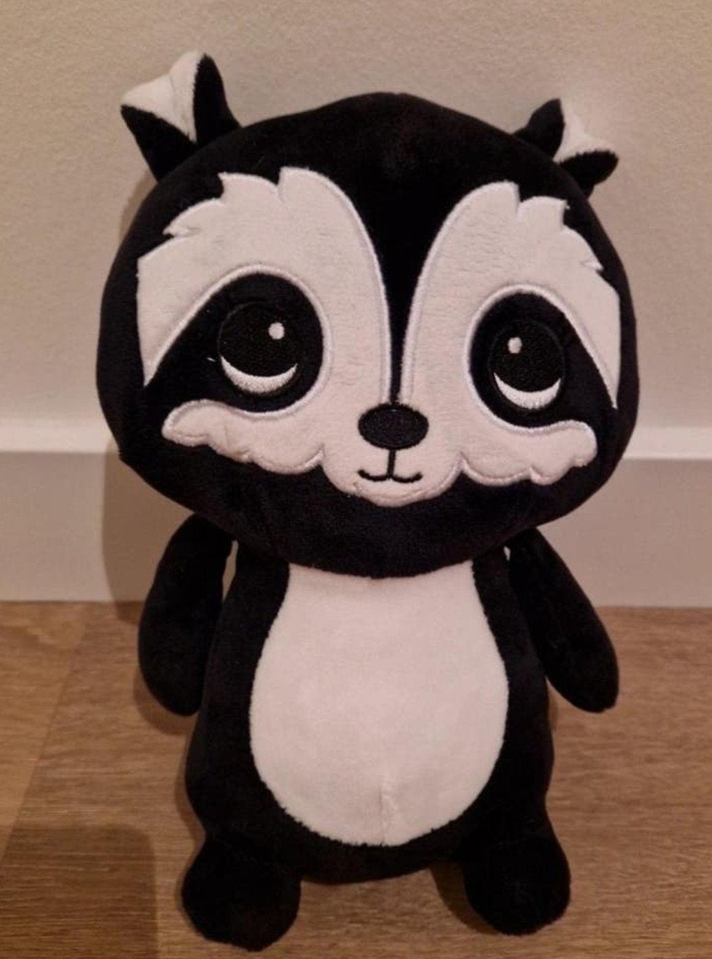 Knuffel stinkdier wasbeer Zeeman zwart wit 30 cm K7740, Ophalen of Verzenden, Zo goed als nieuw, Overige typen