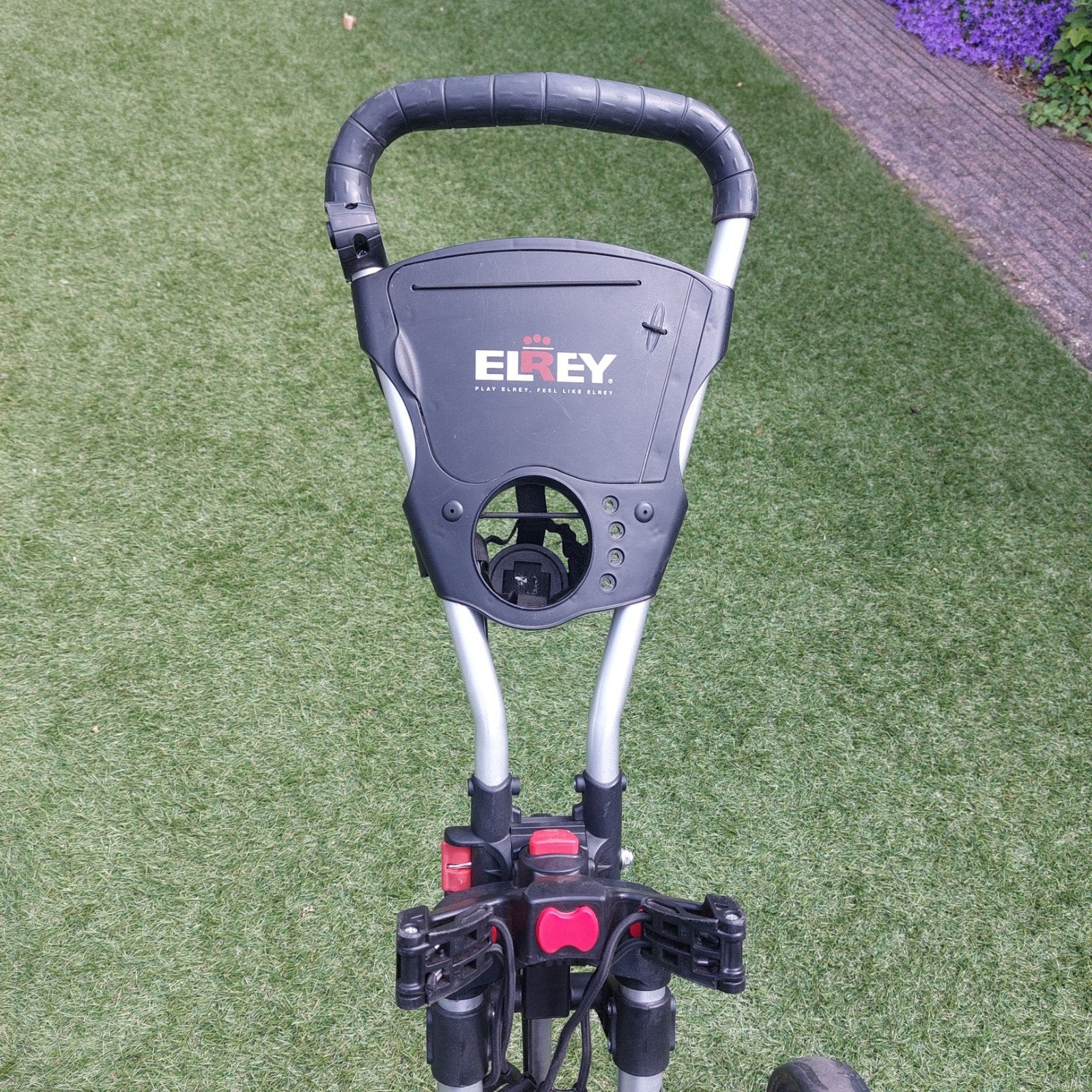 Elrey golftrolley, Ophalen